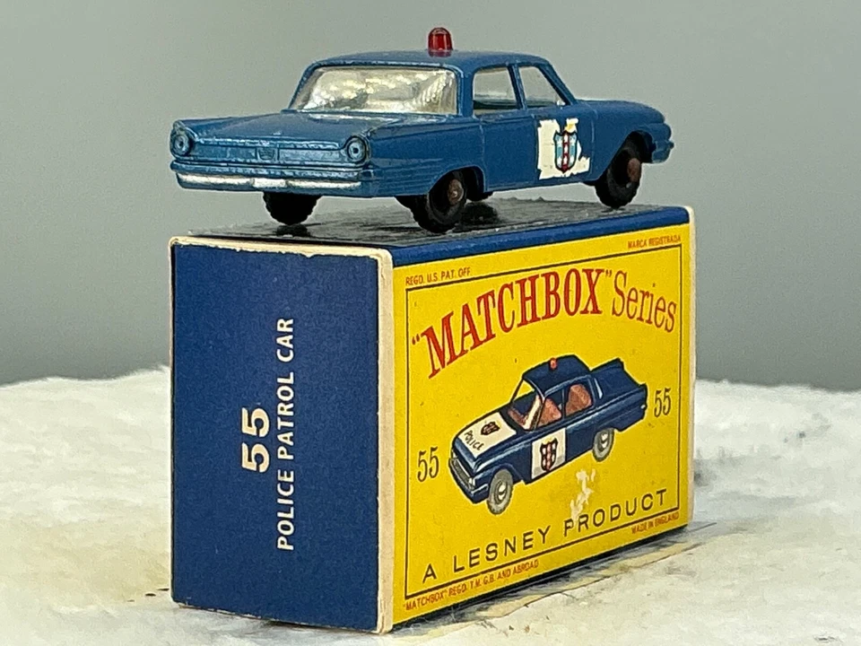 Coche de policía Ford Fairlane Matchbox No.55B "KNOBBY" como nuevo, en caja todo original N.O.S" Foto 4 de 4