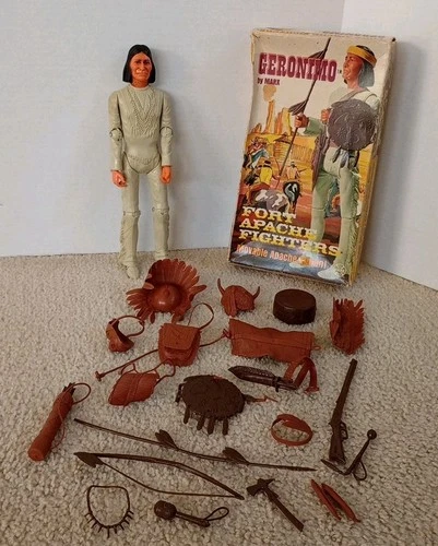 Geronimo Fort Apache Fighter by Marx Movable Figure 25 Piece Accessories