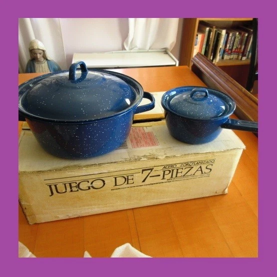 Vintage NIB 7 Pc ENAMELWARE Cookware Full Set 4X Pots Pans 3X Lids Camp Kitchen