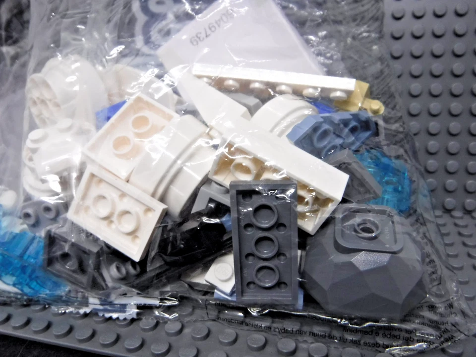 LEGO LEGENDS OF CHIMA: Rogon's Rock Flinger (70131) Bag 3 Only New Sealed - Image 2 of 4