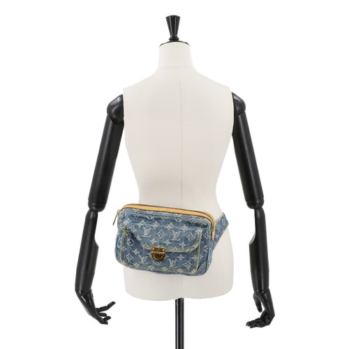 LOUIS VUITTON Monogram Denim Bum Bag Waist Pouch Canvas Blue M95347 90270716 - Picture 9 of 10