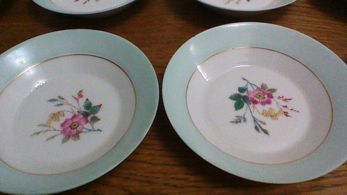 Haviland Limoges Small Floral Bowls - Picture 2 of 4