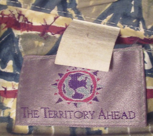 Territory Ahead long sleeve tribal batik button-front shirt size LARGE - Picture 4 of 4