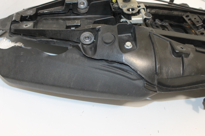 さたりーな 07-08 KAWASAKI NINJA ZX6R ZX6 REAR SUBFRAME BACK SUB FRAME