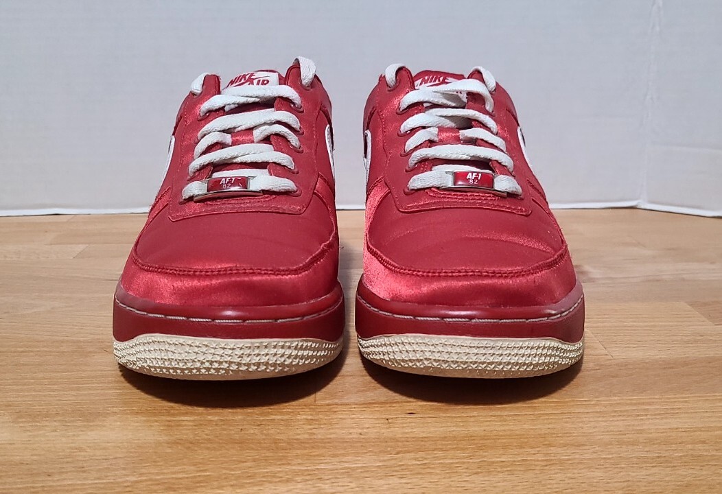 af1 82 red