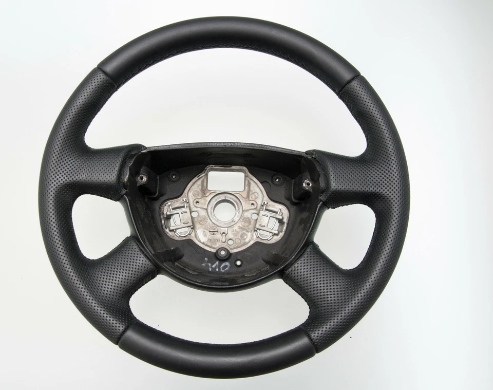 Lenkrad beziehen mit Leder für Volkswagen T5 ab 2006-2009 McarStyling - Bild 2 von 4