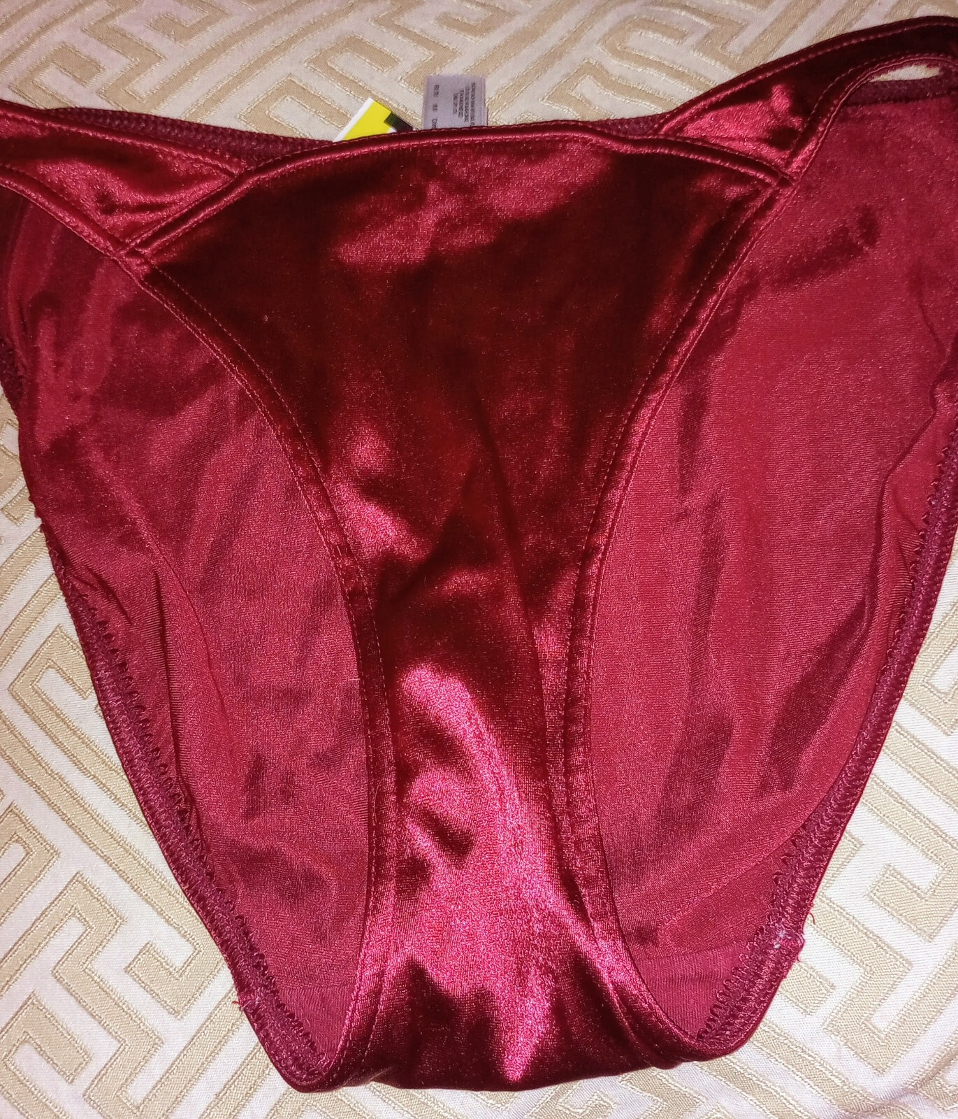 Picture 1 of 9