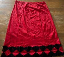 Vintage Kayser Half Slip SZ Large (29.5 Waist) Black Lace/Red Made In USA EUC