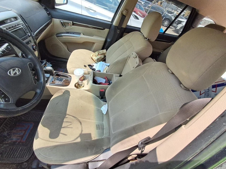 Radiator 4 Cylinder Fits 11-13 SORENTO 2599854 Foto 3 de 4