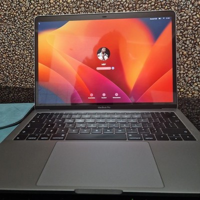 Apple MacBook Pro Retina 13,3'' 2017 512GB SSD 16GB RAM 2,5 GHz Core i7