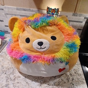 Original Squishmallows Leonard the Lion 4.5 Inch Valentines Edition NWT Original Squishmallows Leonard the Lion 4.5 Inch Valentines Edition NWT