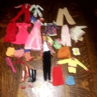 Vintage 1970s Barbie Doll With Clothing Lot Skipper?  Doll Is Unmarked