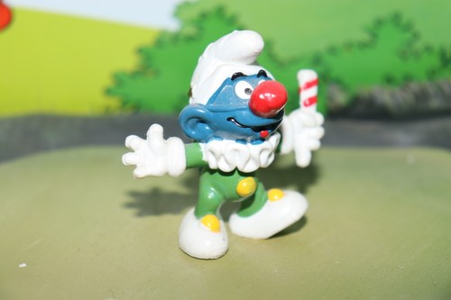 Smurfs Jester Smurf Circus Performer Funny Clown Vintage Display Figure - Picture 3 of 5