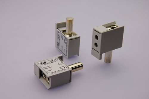 ABB 1SCA022639R0720 OZXT3 Terminal Clamps - 3pk - New - Picture 2 of 4