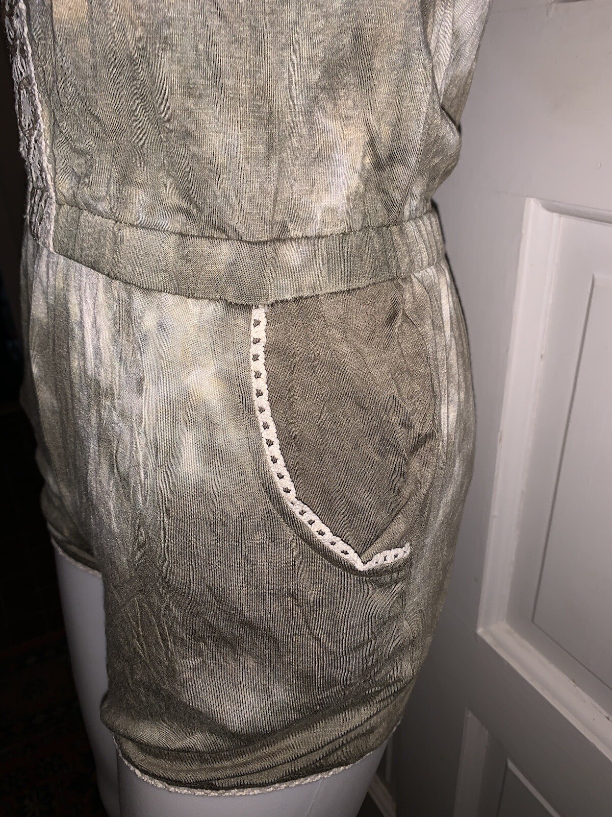 Picture 6 of 10