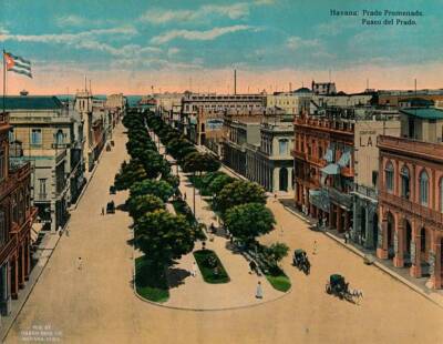 Paseo del Prado, Havana, Cuba, circa 1920 Old Photo