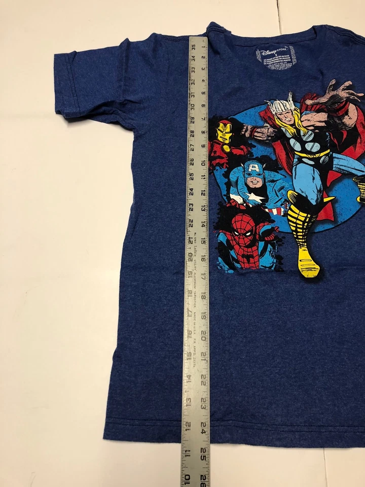 Camiseta pequeña Marvel Avengers Spider-Man Thor Capitán Iron Man gráfica Disney para hombre Foto 4 de 4