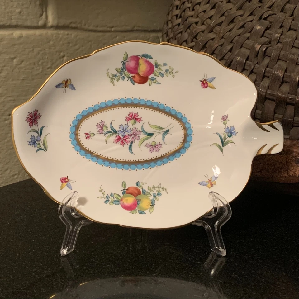 Spode Trapnell 7" Leaf Shaped Tray or Trinket Dish England Bone China - Pristine - Image 2 of 4