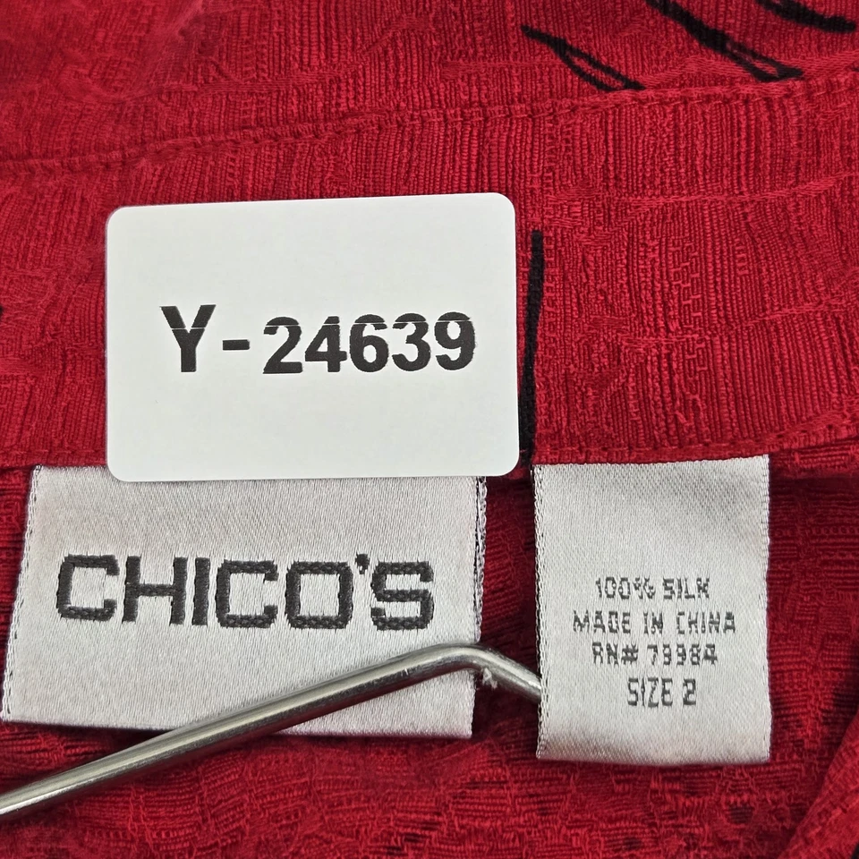 Camisa Chico's Mujer Abotonada 2 Rojo Seda Gráfico Estampado Bolsillo Cuello Foto 2 de 4