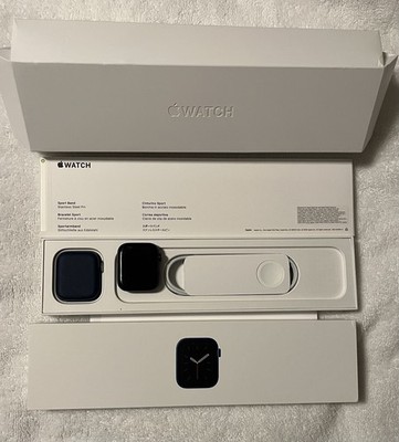 Apple Watch Series 6 44mm GPS Blue Case Deep Navy Band M00J3LL/A