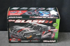 TRAXXAS 70054-8 Slash 1/16-Scale4WD Short Course Truck NO BATTERY 459