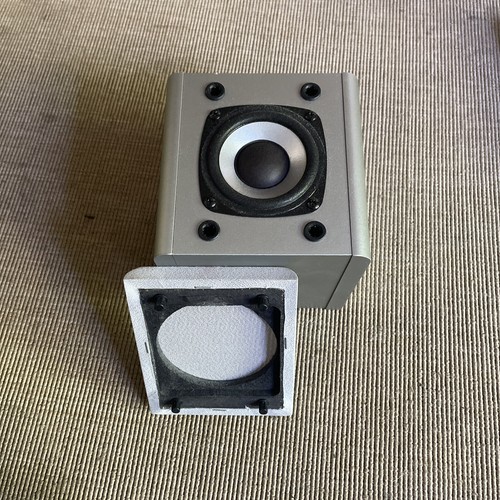 Classic SP-700S Speaker - Picture 2 of 4