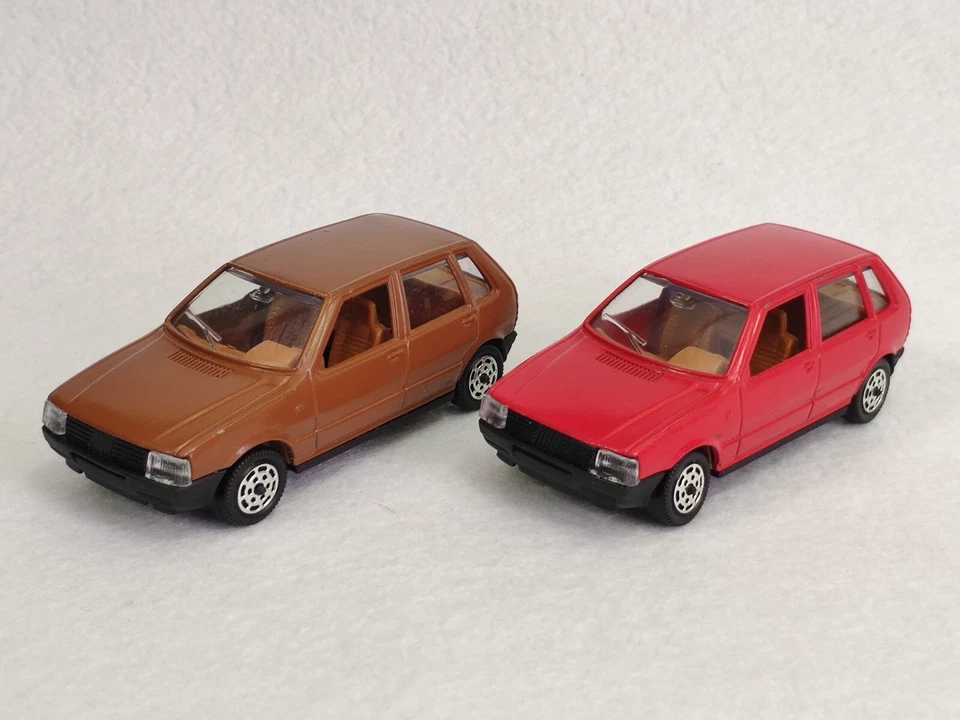 LOTTO MACCHININE MODELLINI VINTAGE MEBETOYS MATTEL HOT WHEELS 1:43 FIAT UNO 🔺🔺 - Immagine 3 di 4