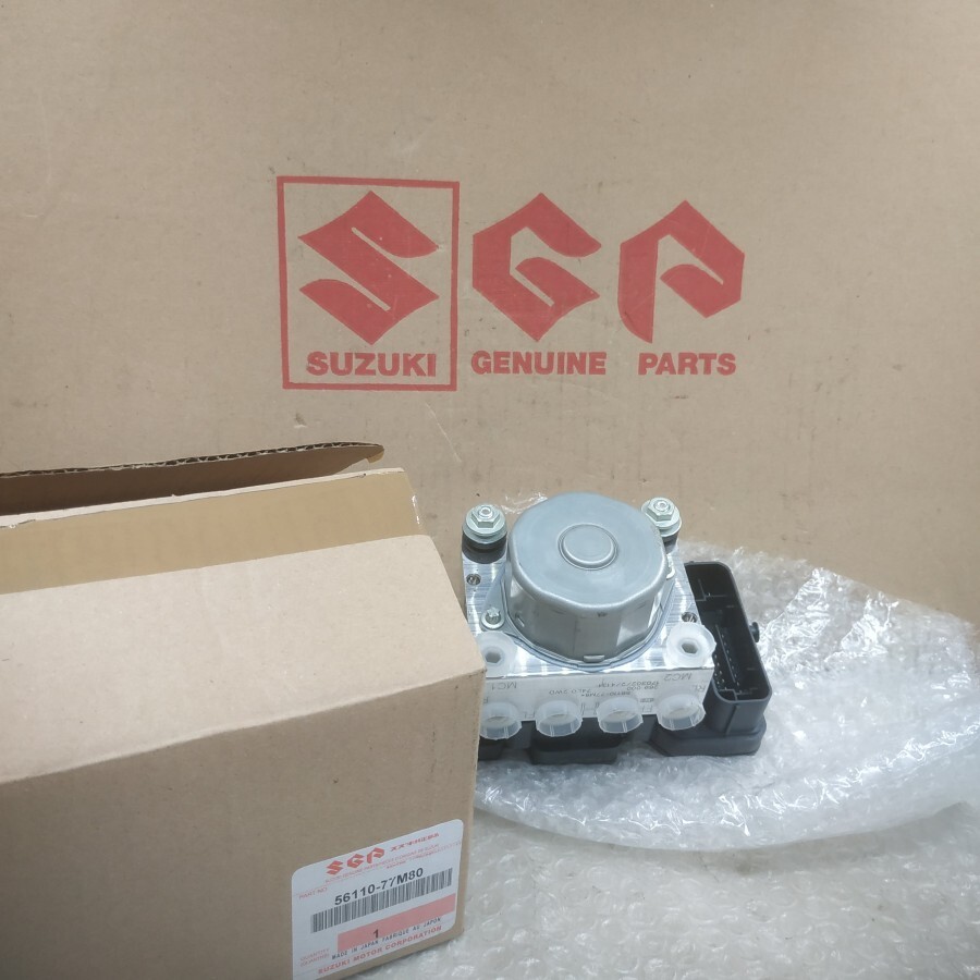 Genuine 2012 up Suzuki ABS Control Module Actuator 56110-77M80