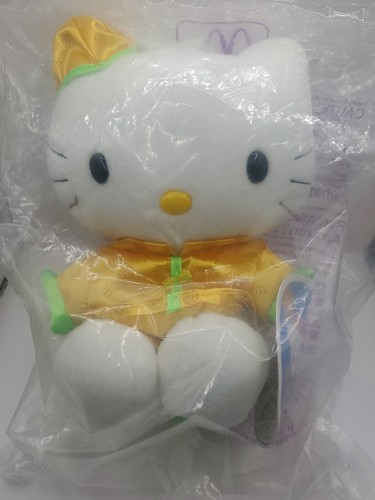 Sanrio Hello Kitty Dear Daniel Chinese Costume Yellow 1999 Plush 7” McDonalds - Picture 9 of 9