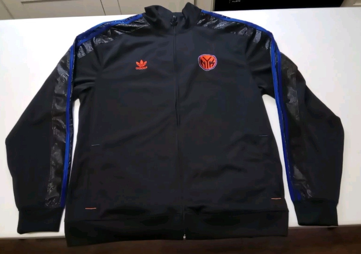 NICE! Rare Limited Edition Adidas New York Knicks Black