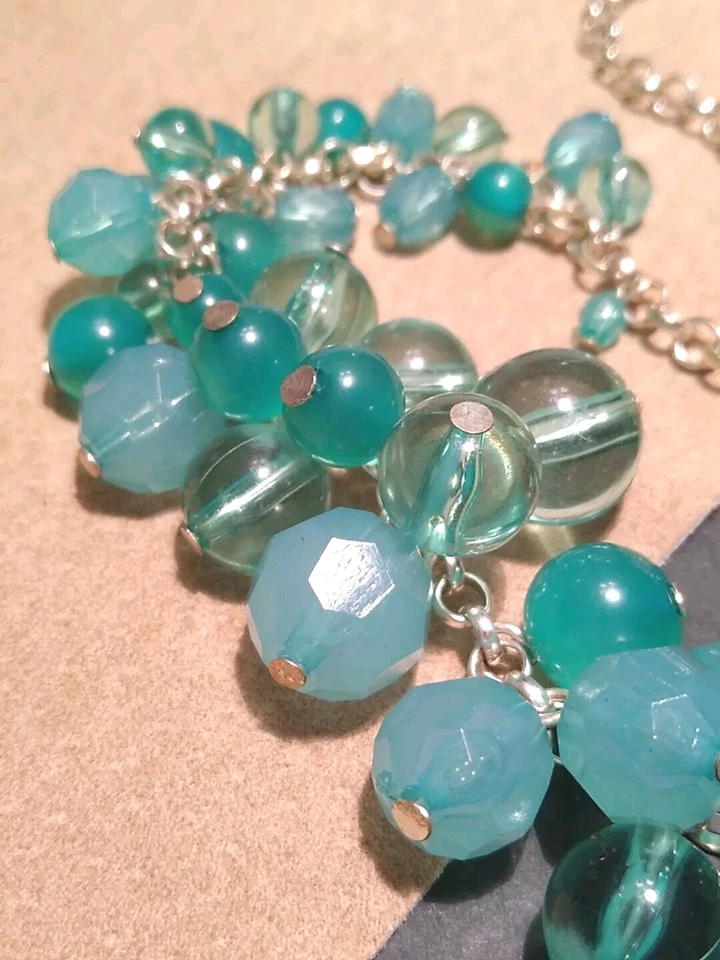 Collar Gargantilla ROBERT ROSE Tono Plata, Acrílico Tono Aqua Cuentas "Cha-Cha"! Foto 4 de 4