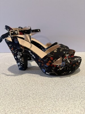 Blissful Step Platform Shoes Sandals Black Floral 4  Heel Sling back 7M Straps