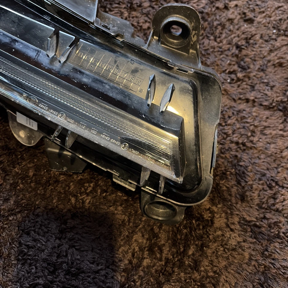 PEUGEOT 3008 5008 2019-2023 LUZ DRL LADO PASAJERO DELANTERO IZQUIERDO 9836231080. Foto 3 de 4