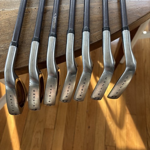 TaylorMade Burner Oversize Iron Set 3-9 iron Bubble S-90 Plus Stiff Graphite RH - Foto 2 di 9