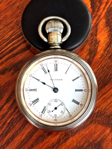 Clean 1907 Waltham 18 Size 15J Grade 820 Swing-Out Case Nice Dial Runs Great!