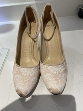 Diane Hassall Fleur Lace Luxury Wedding Court Shoes. Blush & Ivory. UK 6.