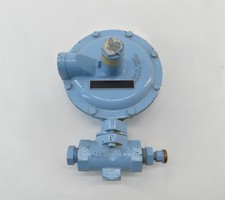 Fisher S100 Gas Pressure Regulator W/ 1-1/4" Relief Vent
