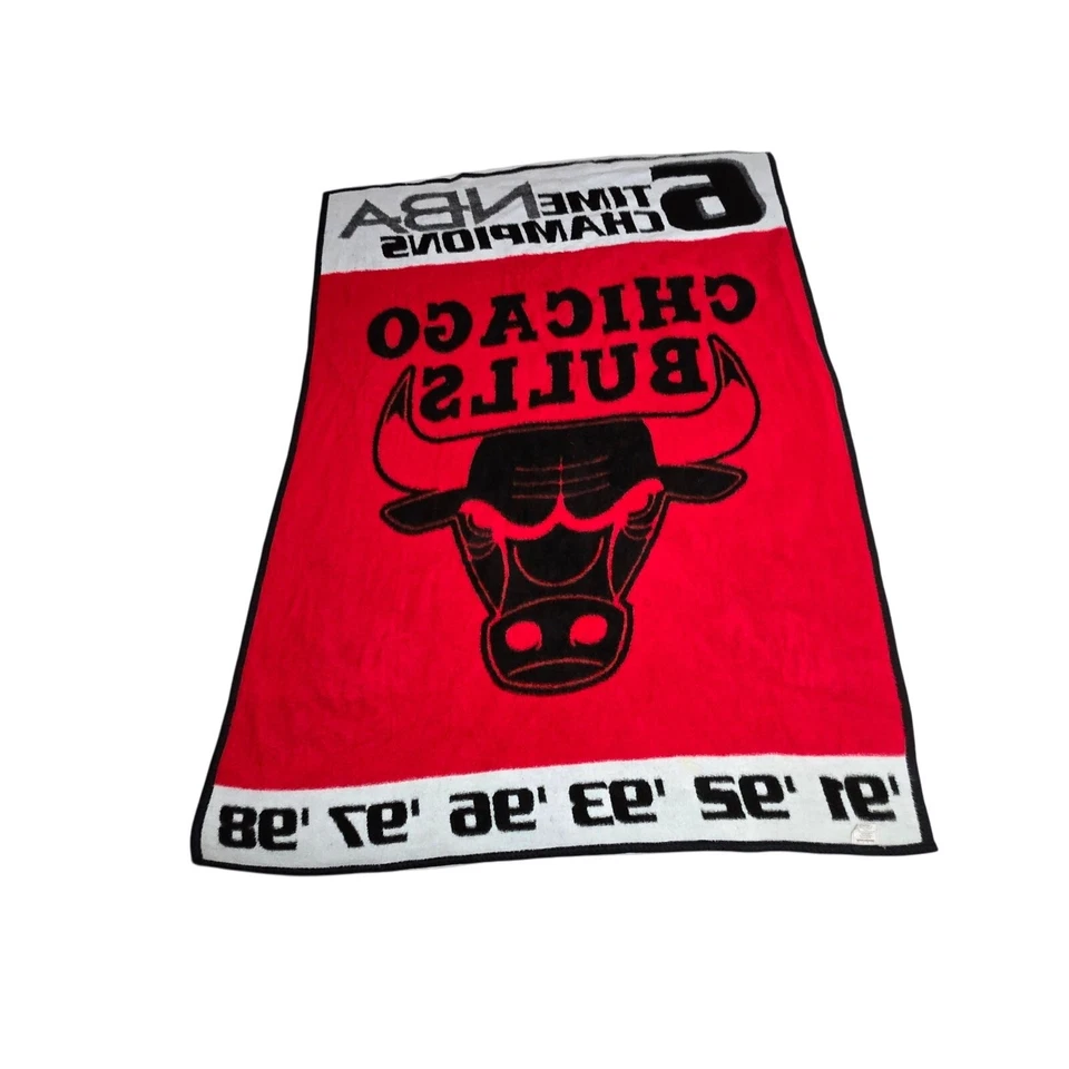 Chicago Bulls Stadium Fleece Throw Blanket NBA 6 Time Champion 55x76 Basketball - Image 3 of 4