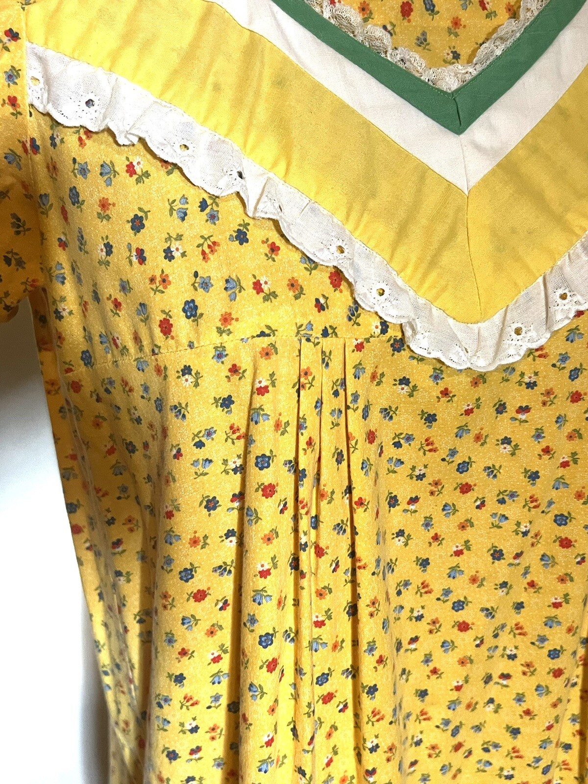 Vintage Hawaiian Muumuu - image 4