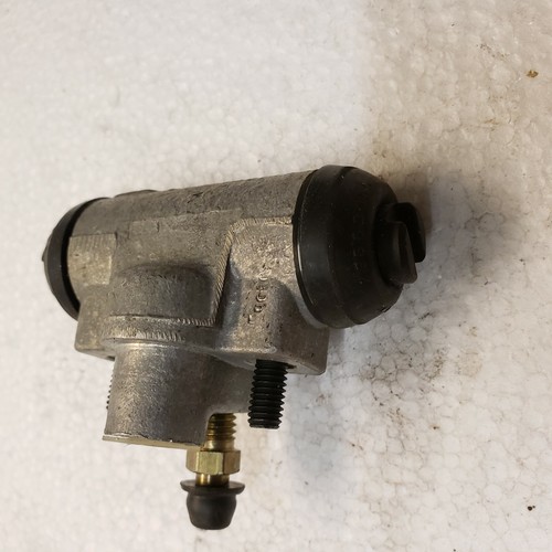 Rear Wheel Brake Cylinder 37584 - Bild 5 von 7