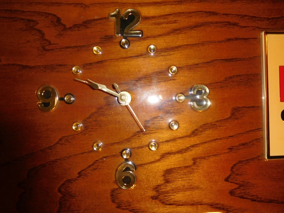 Motorcraft Original Vintage Advertising Logo on Wood Lacquered Clock Start Motor - Image 3 of 4