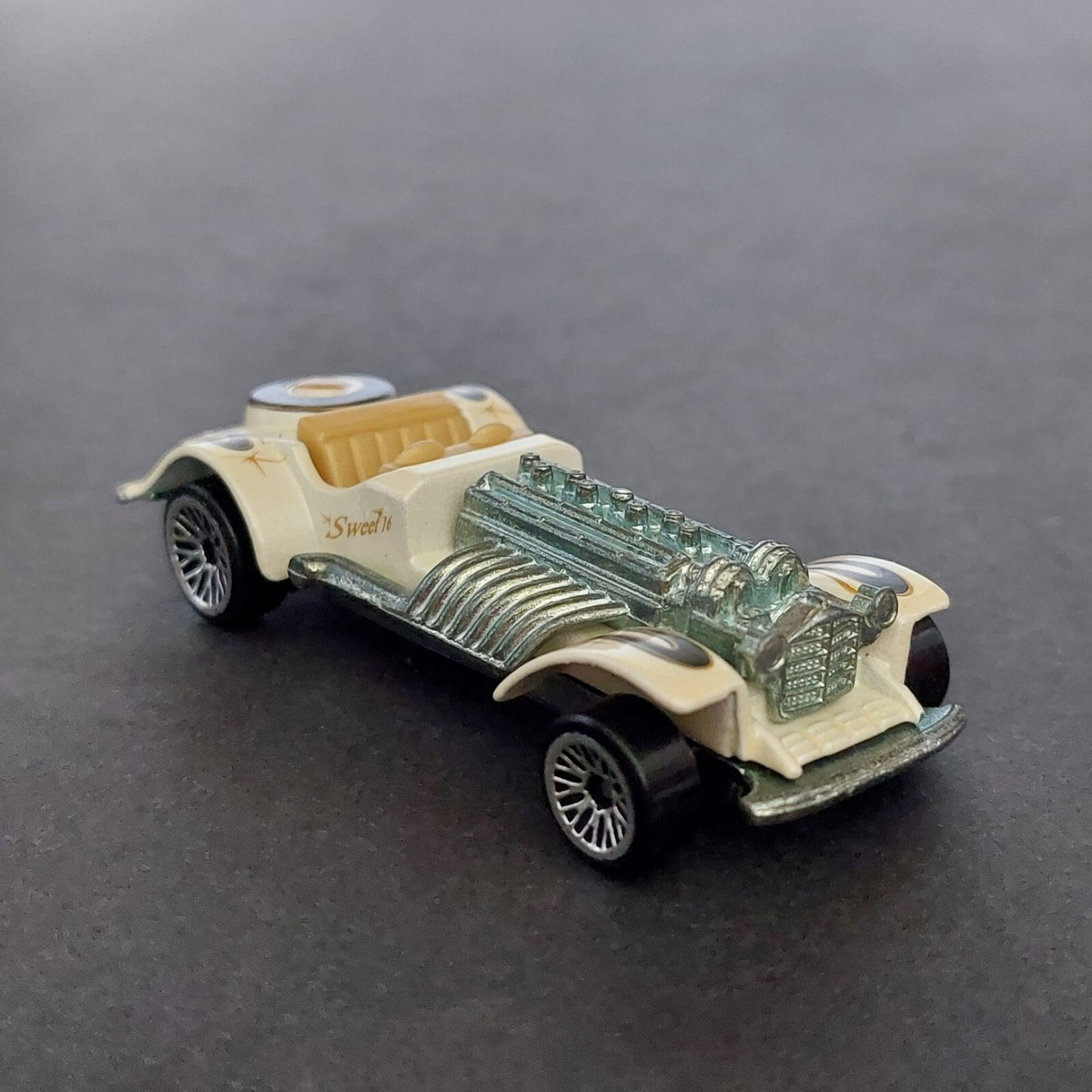 Mattel Hot Wheels 70s Vintage Sweet 16 White & Gold Colors 1970 | eBay