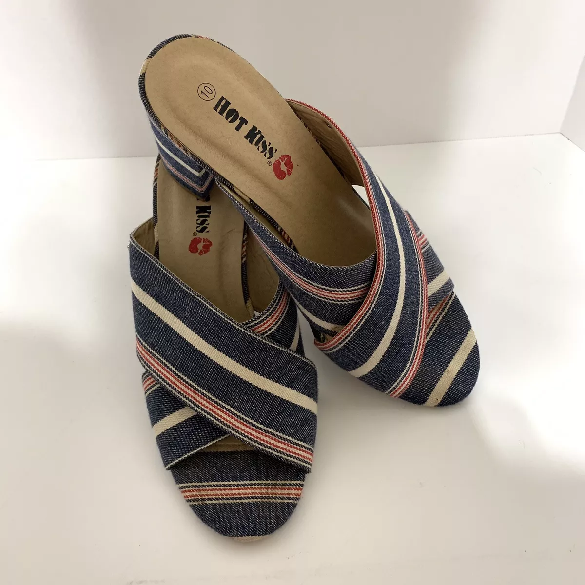 Hot top kiss shoes