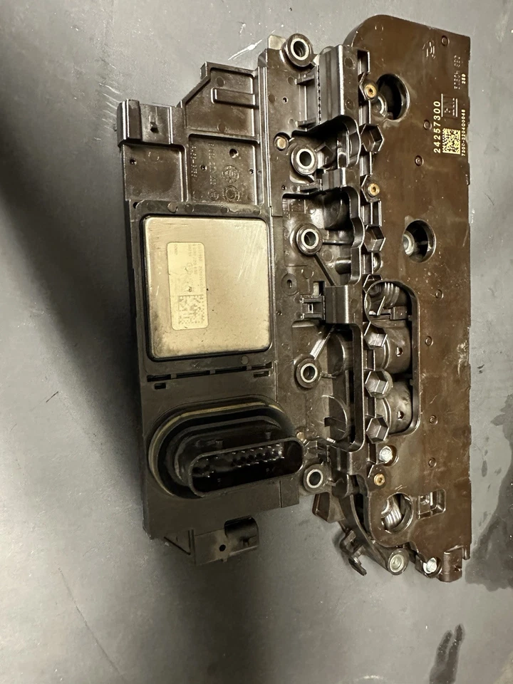 TCM 24257300 6T70 6T75 GEN 2 OEM GM CADILLAC BUICK Foto 4 de 4