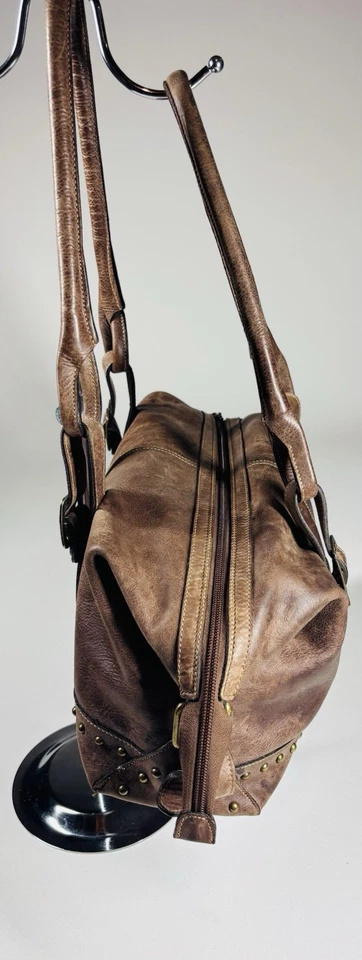 Bolso de hombro de cuero Petusco de colección bolso envejecido latón tachonado Foto 4 de 4