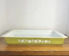 Pyrex #933 Crazy Daisy Spring Blossom Vintage Green Lasagna Casserole Pan 13x9x2