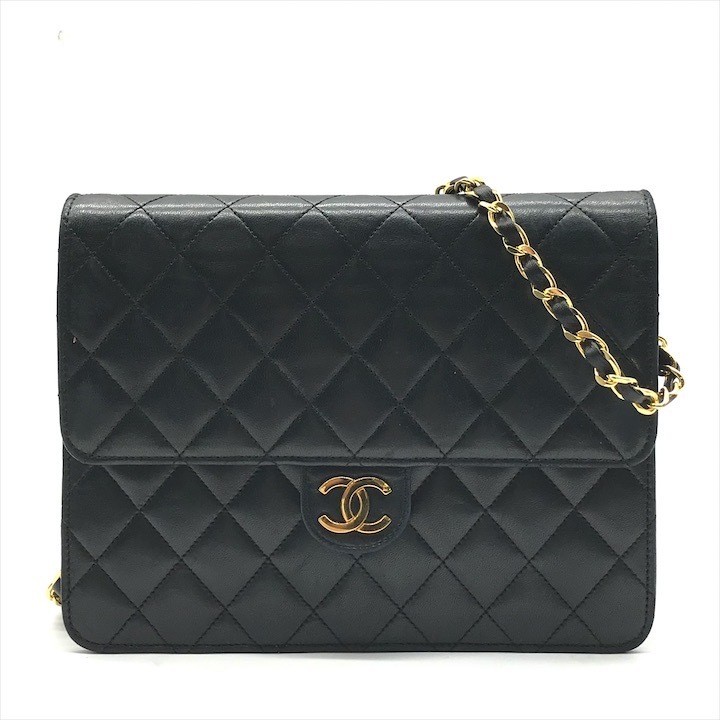 CHANEL Black Lambskin Pushlock Chain Shoulder Bag A7559