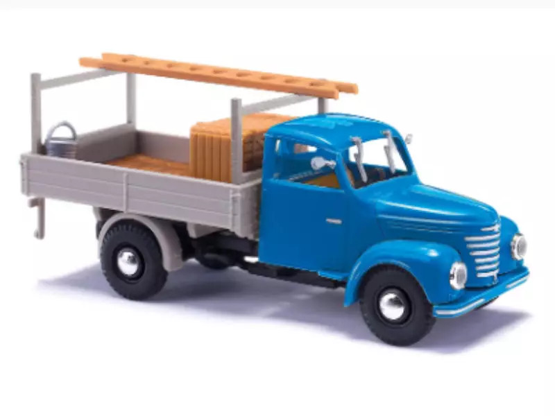 Camion Busch 52309 Framo V901/2 à plateau pour décor de réseau HO 1/87