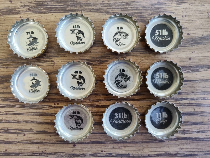 11 - Grain Belt Beer Bottle Cap Fish Series Fishing Tackle Box Series - Nice Lot