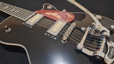 Gretsch G5230T Nick 13 Signature Electromatic Tiger Jet Gloss Black Open Box